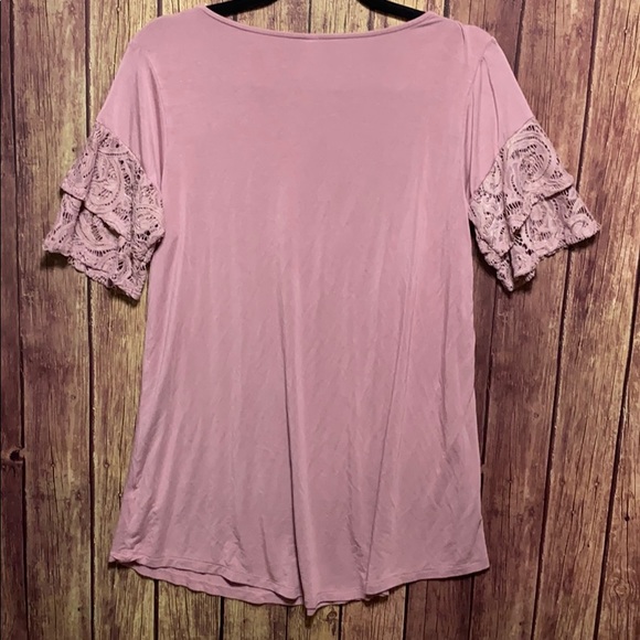 Shirt - Picture 2 of 2